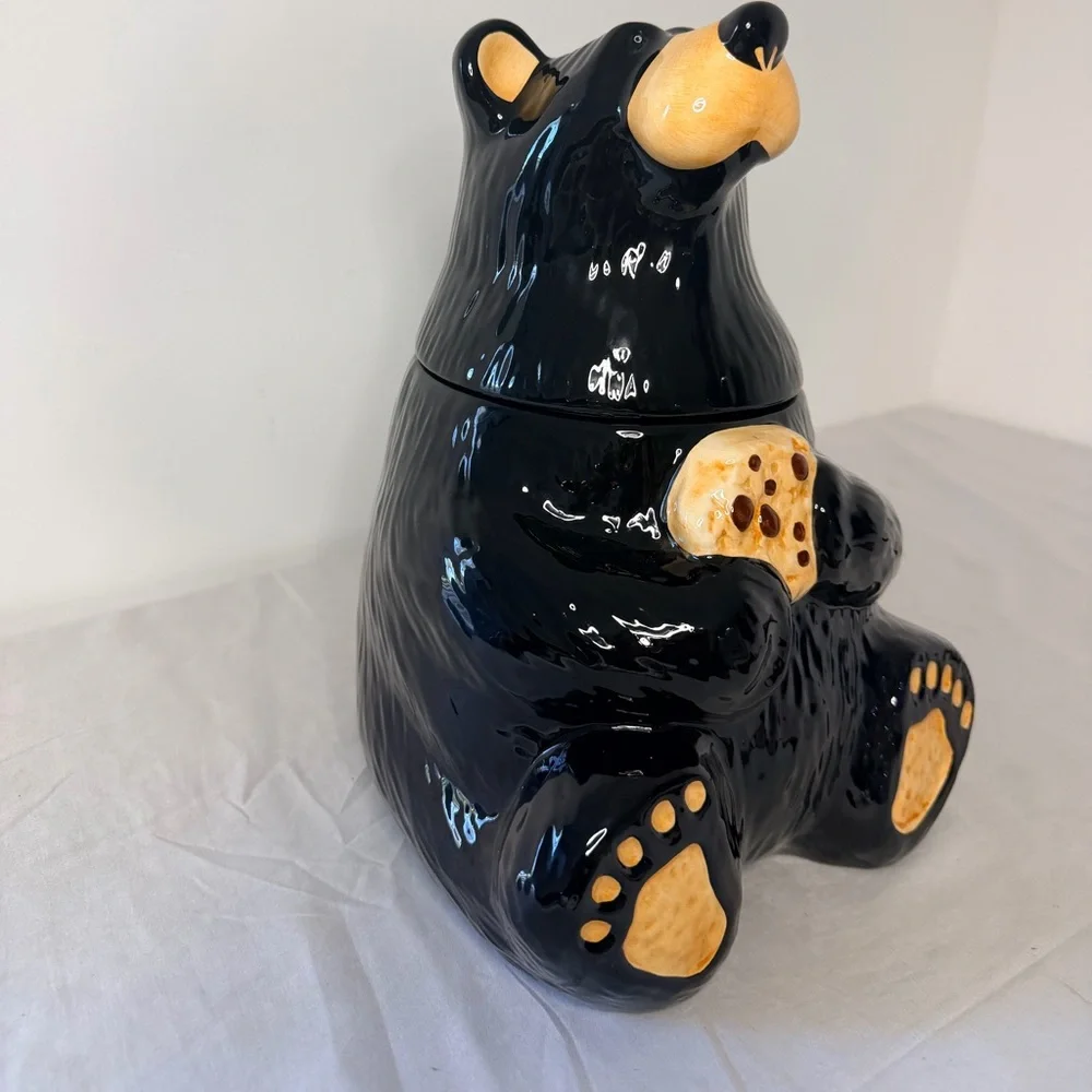Big Sky Carvers Bearfoots Bear Cookie Jar Jeff Fleming Black Bear w Cookie - Picture 3 of 4